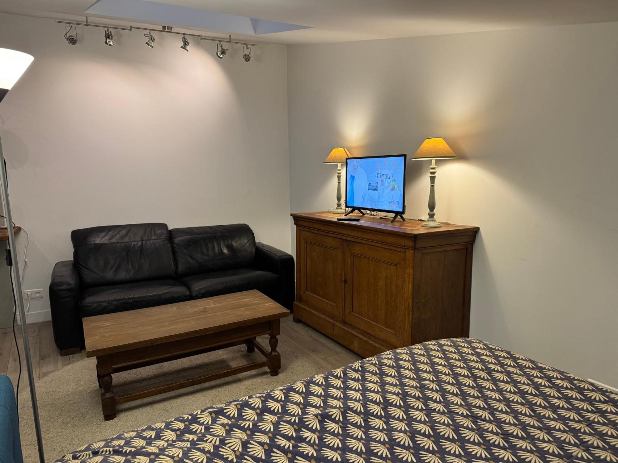Apartamento Petite Maison Independante Avec Parking *